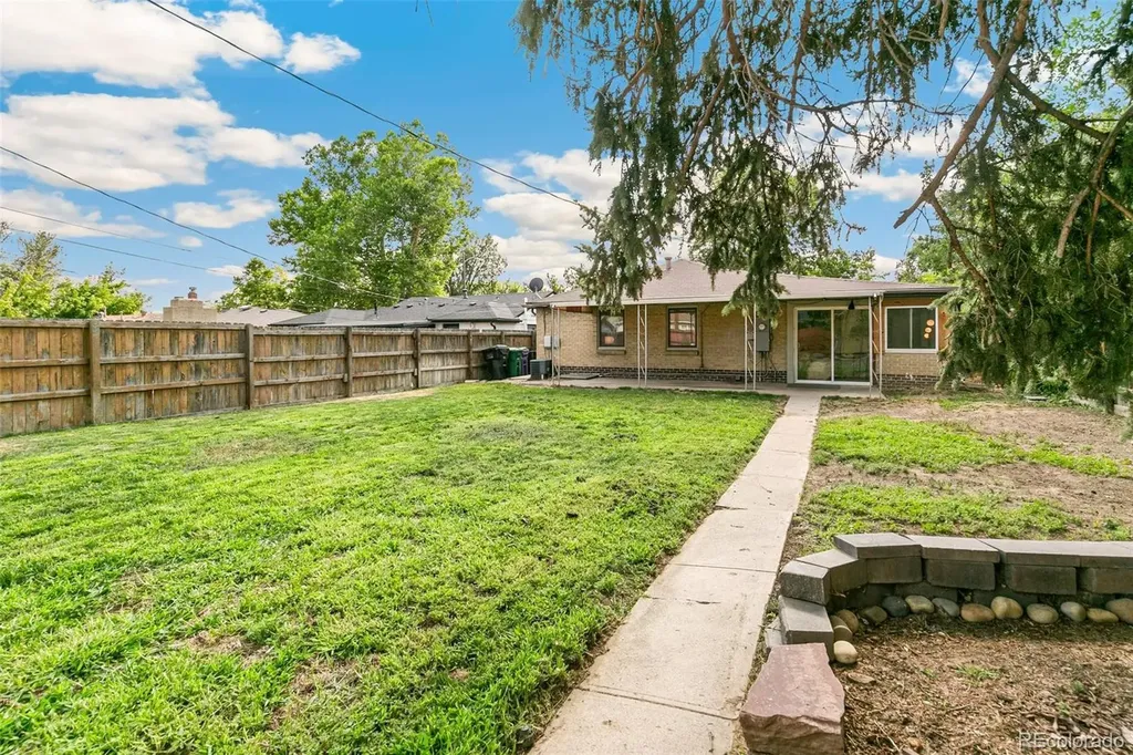 1440 S Bellaire Street Denver CO 80222