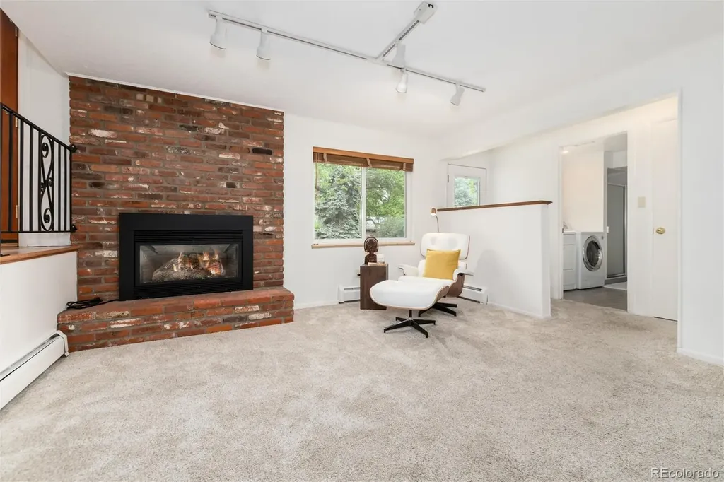 6929 S Bemis Street Littleton CO 80120