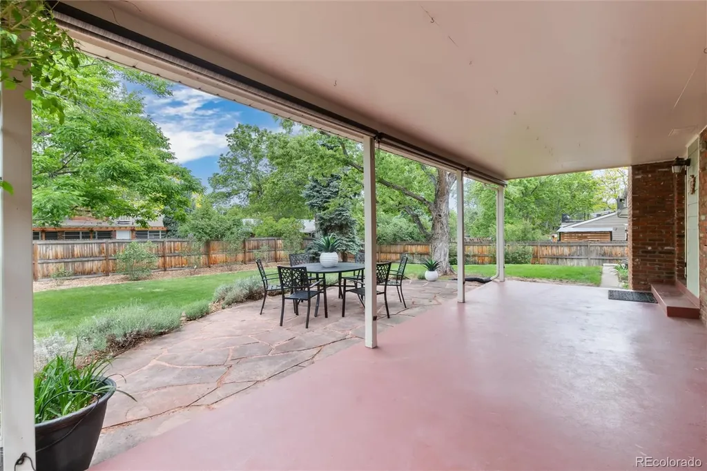 6929 S Bemis Street Littleton CO 80120