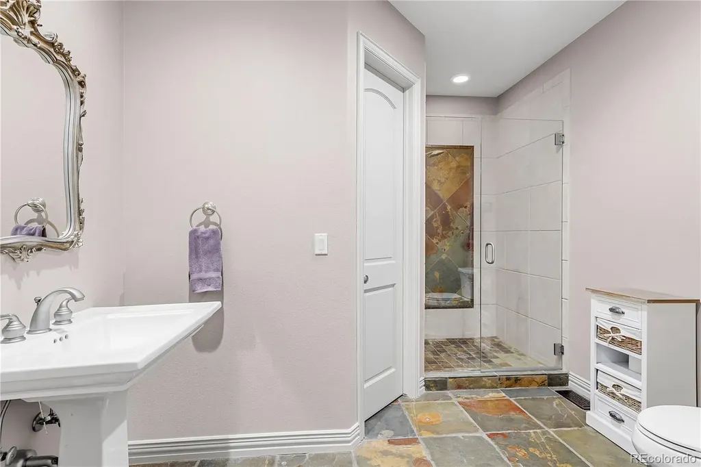 4358 W Hinsdale Avenue Littleton CO 80128