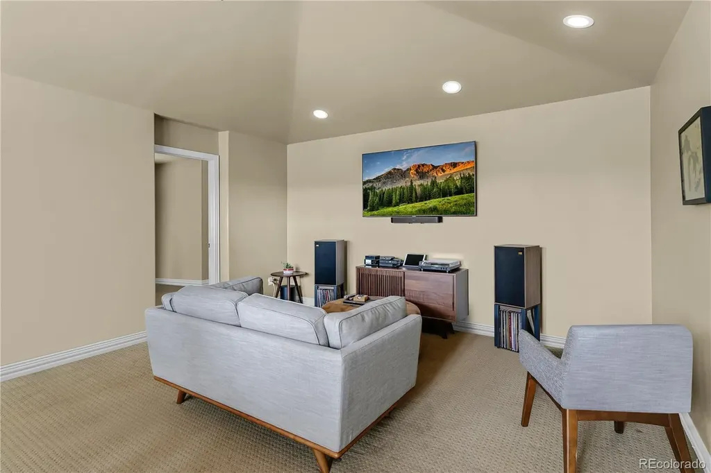 4358 W Hinsdale Avenue Littleton CO 80128