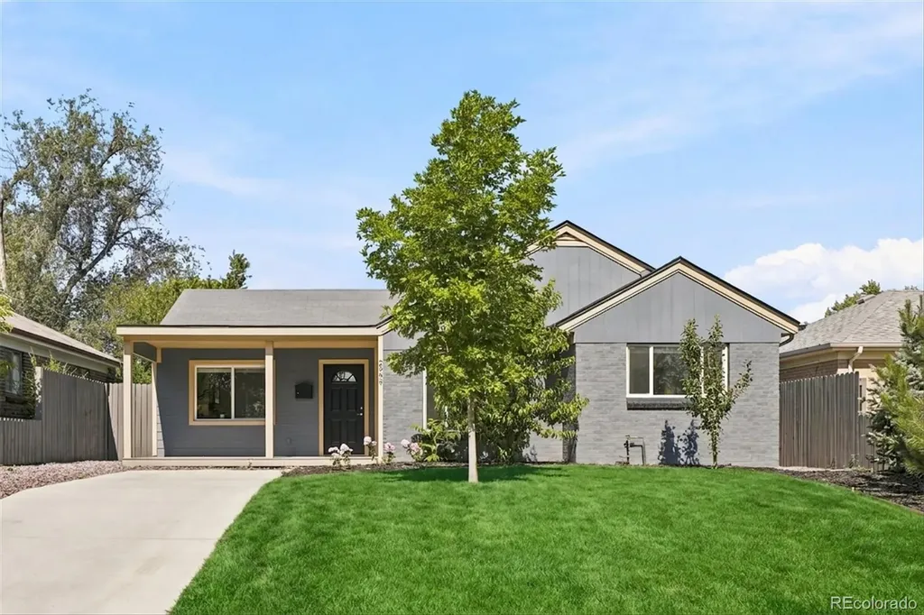 2985 Eudora Street Denver CO 80207