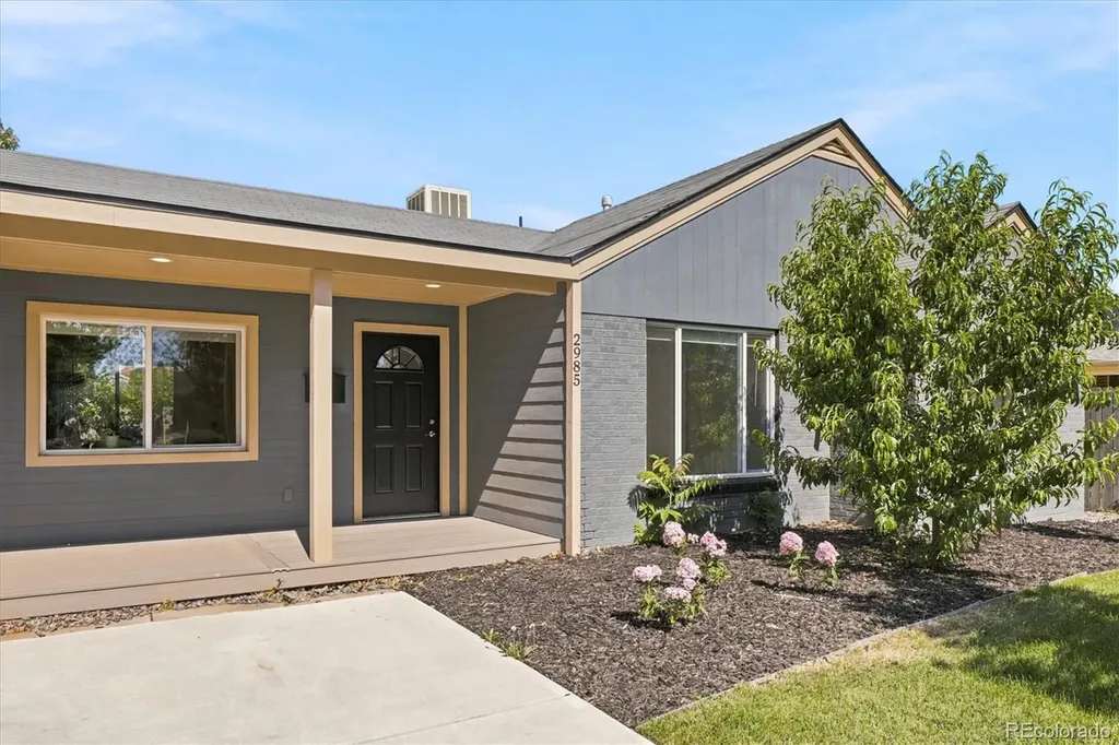 2985 Eudora Street Denver CO 80207