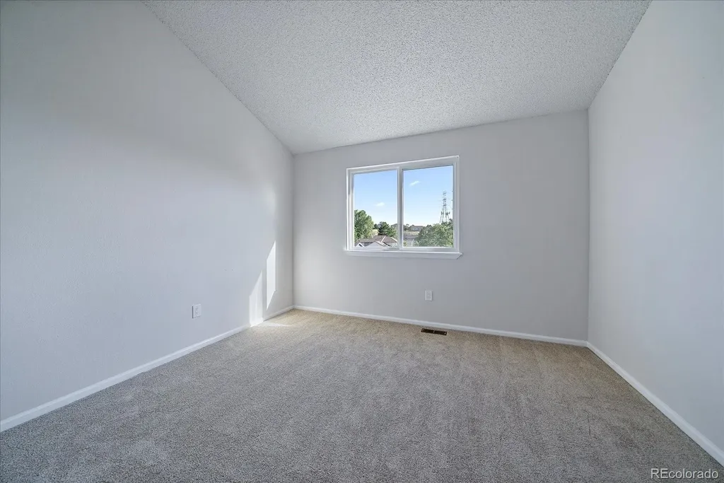 21586 Omaha Avenue Parker CO 80138