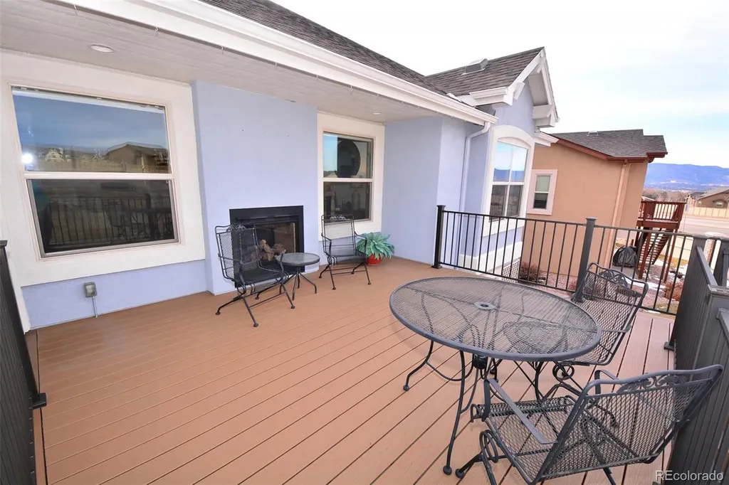 2917 Sovereign View Colorado Springs CO 80920