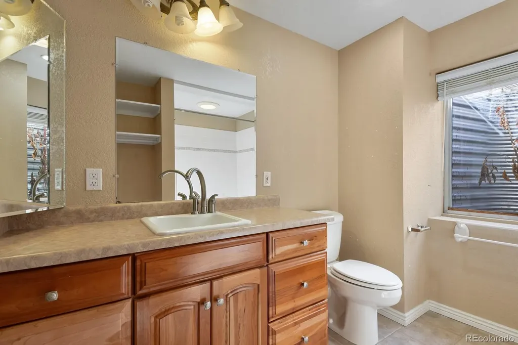 18119 E Caley Circle Aurora CO 80016
