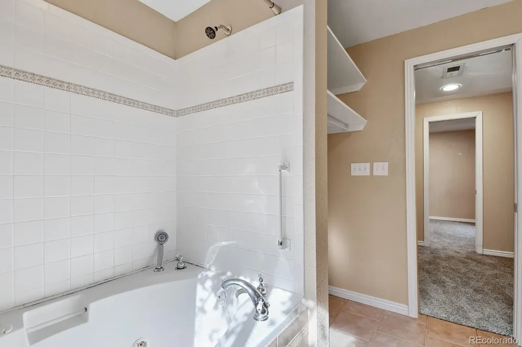18119 E Caley Circle Aurora CO 80016