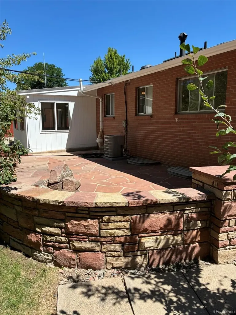 3091 S Yates Street Denver CO 80236