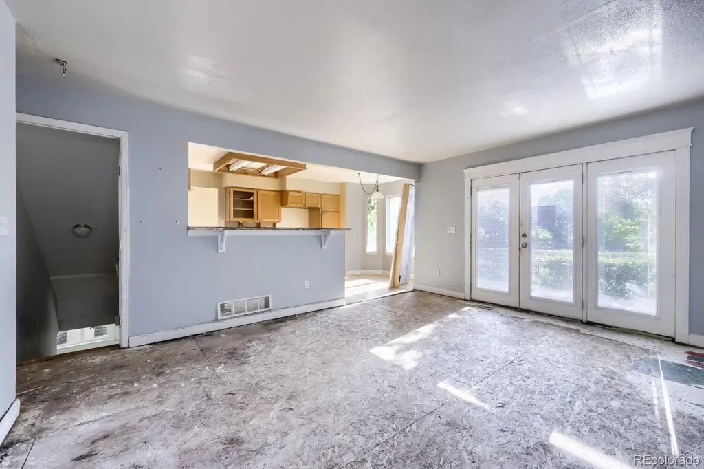 10602 Birch Street Denver CO 80233