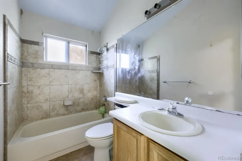 10602 Birch Street Denver CO 80233