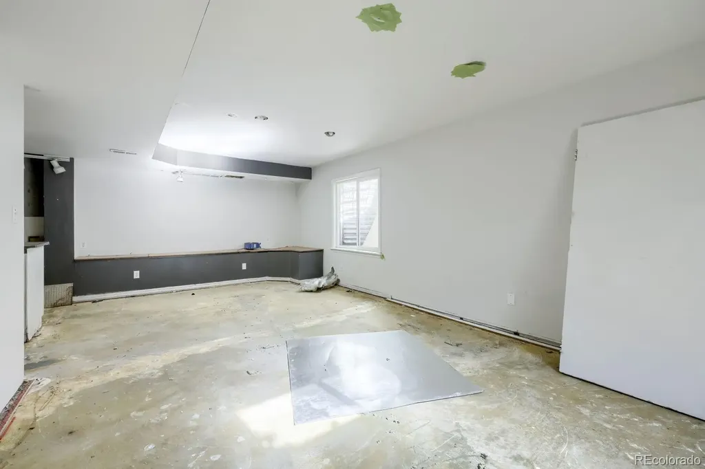 10602 Birch Street Denver CO 80233