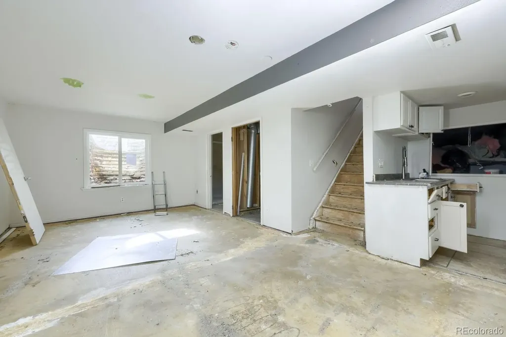 10602 Birch Street Denver CO 80233