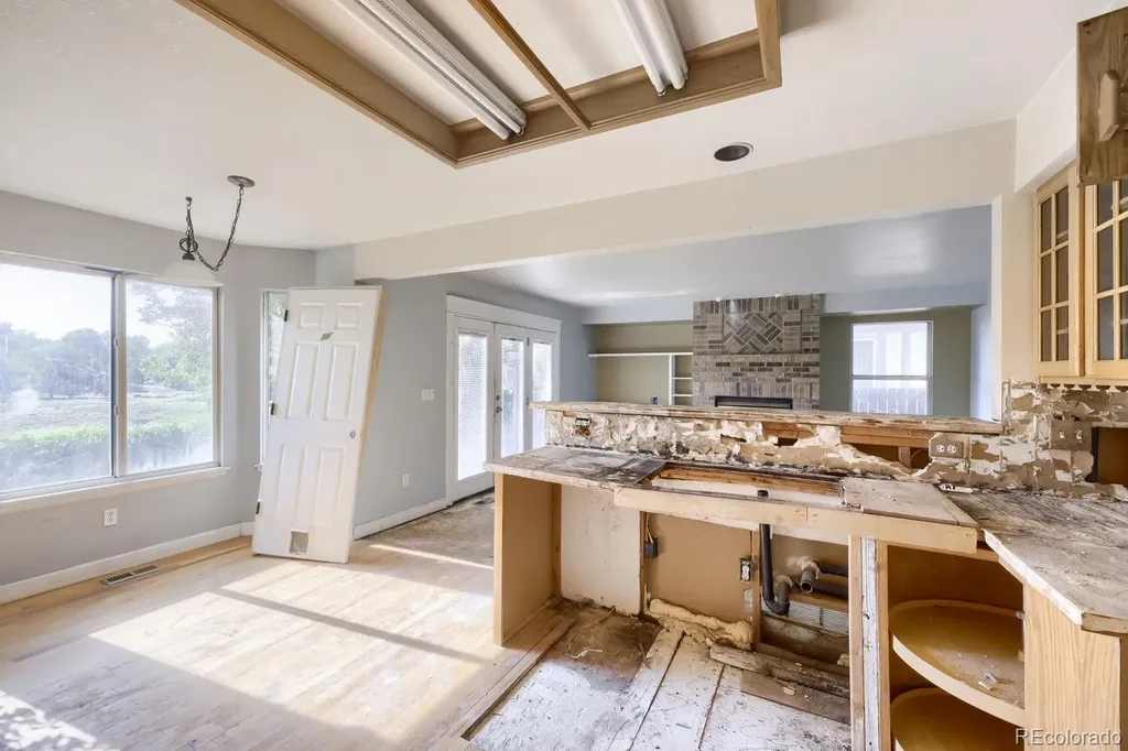 10602 Birch Street Denver CO 80233