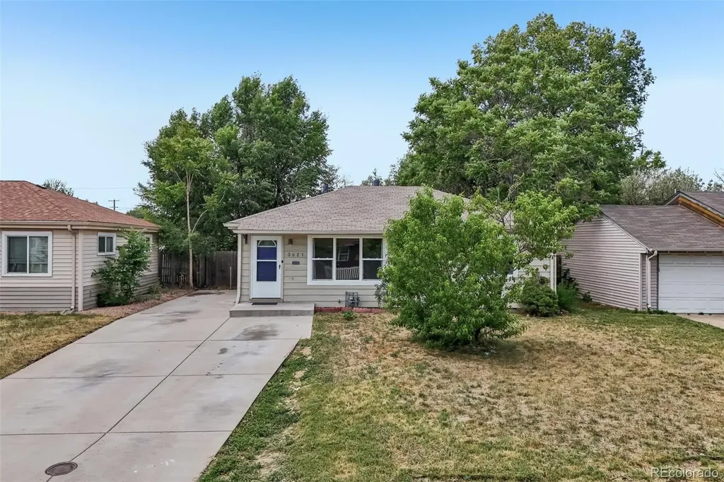 3621 Pontiac Street Denver CO 80207