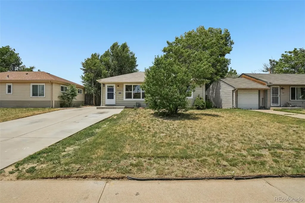 3621 Pontiac Street Denver CO 80207