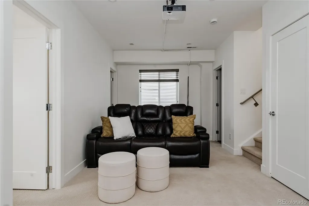 3724 Quivas Street Denver CO 80211