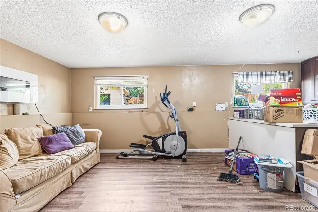 9755 Elizabeth Street Thornton CO 80229