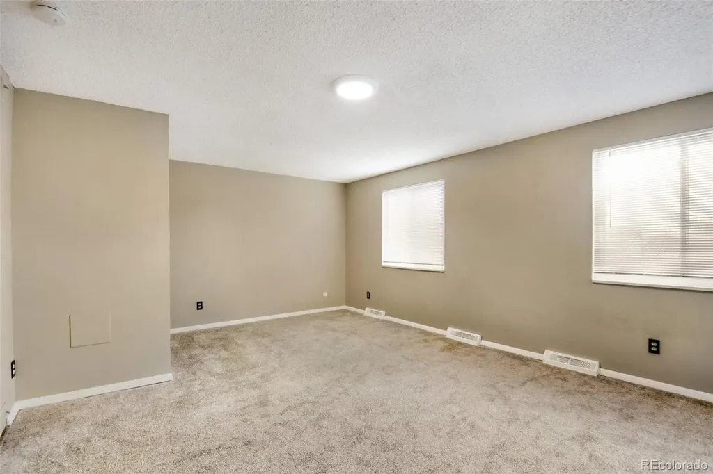 5753 S Lansing Court Englewood CO 80111
