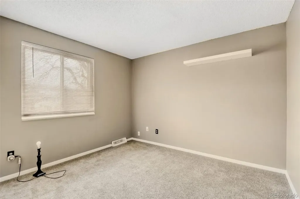 5753 S Lansing Court Englewood CO 80111