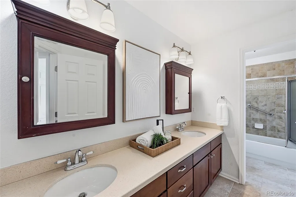 21267 E Eastman Drive Aurora CO 80013