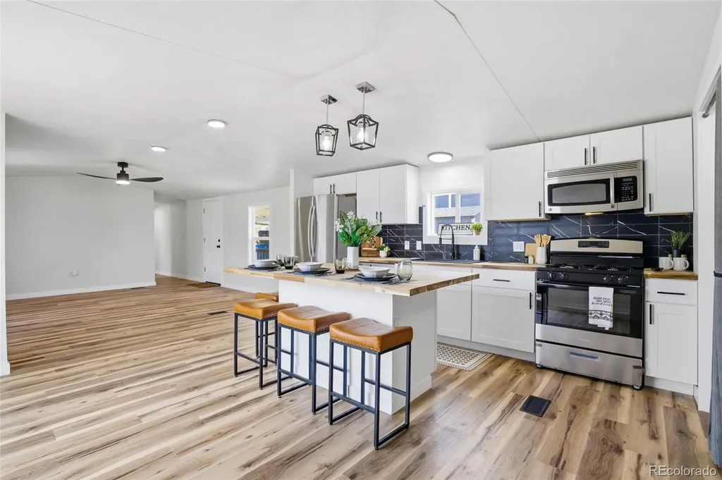 2551 W 92nd Avenue Federal Heights CO 80260