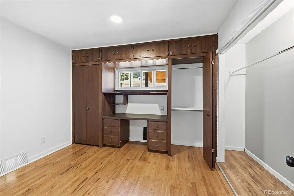2309 Newark Street Aurora CO 80010