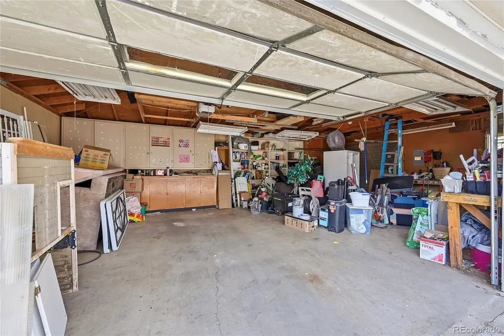 2309 Newark Street Aurora CO 80010