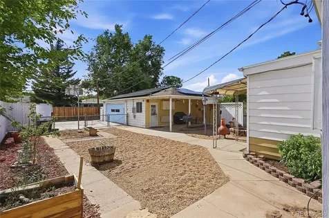 2309 Newark Street Aurora CO 80010