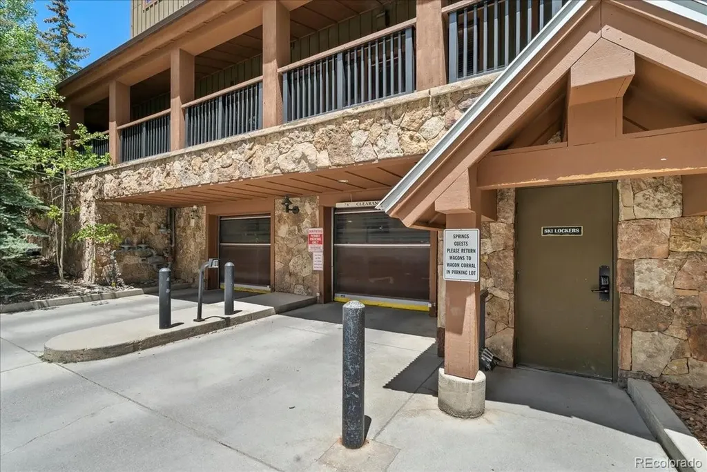 53 Hunki Dori Court Dillon CO 80435