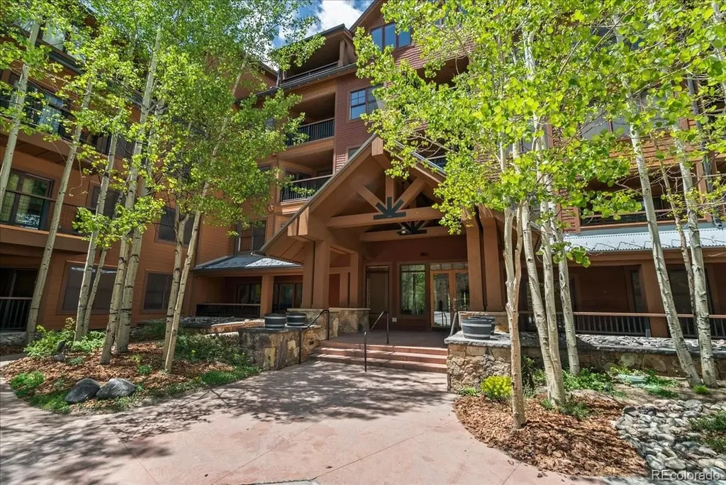 53 Hunki Dori Court Dillon CO 80435