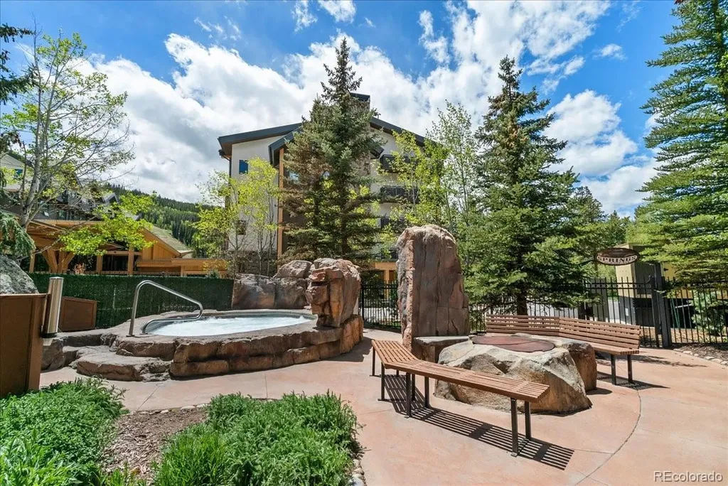 53 Hunki Dori Court Dillon CO 80435