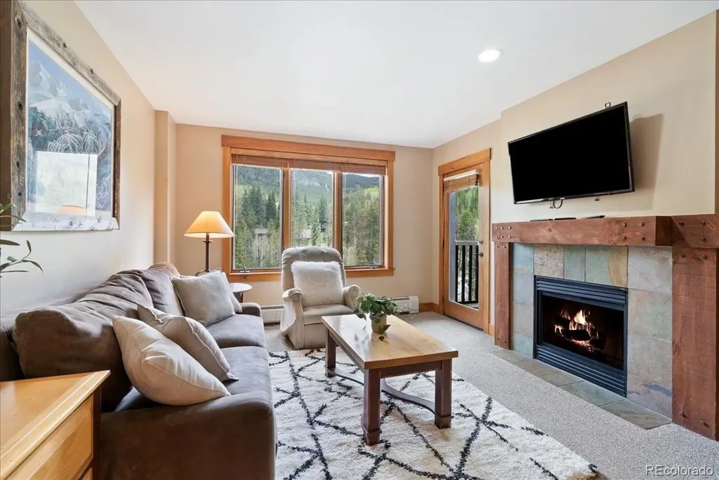 53 Hunki Dori Court Dillon CO 80435
