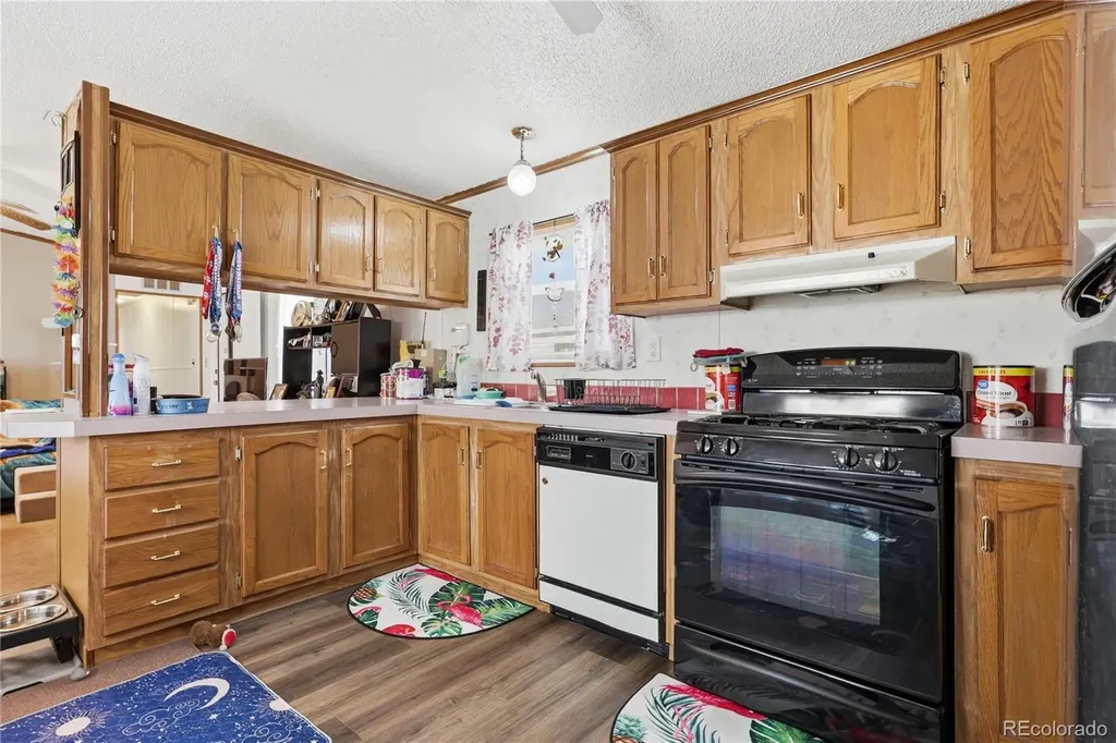 1570 Sedalia Way Aurora CO 80011