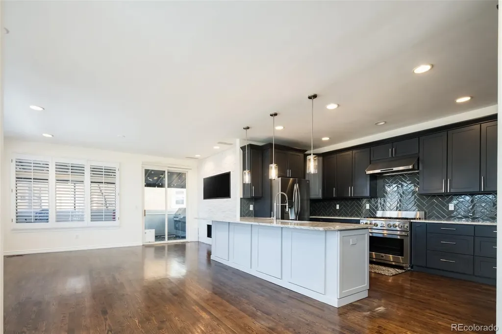 335 N Josephine Street Denver CO 80206