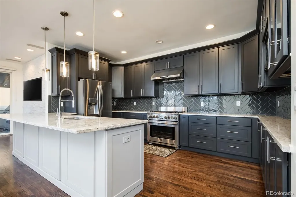 335 N Josephine Street Denver CO 80206
