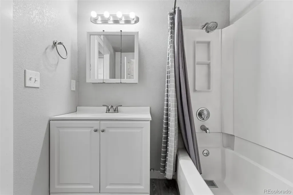 1615 Depew Street Lakewood CO 80214