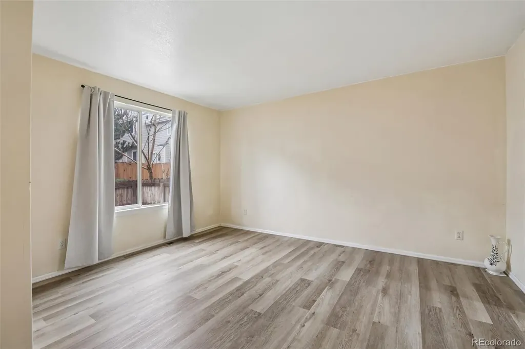 1232 S Waco Street Aurora CO 80017