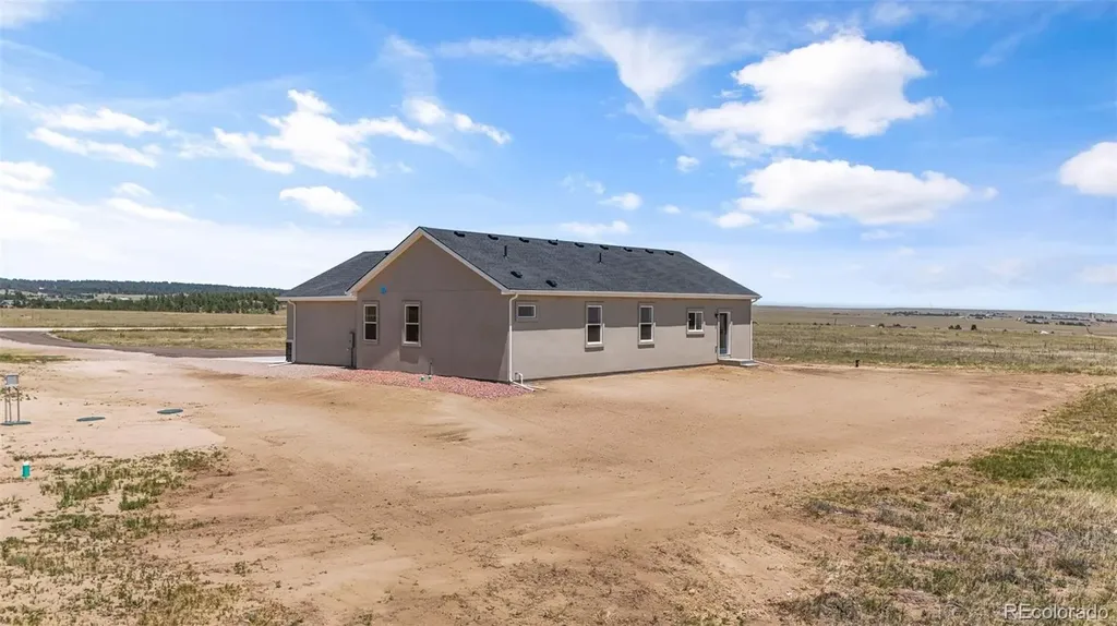 15830 Atlas Loop Peyton CO 80831