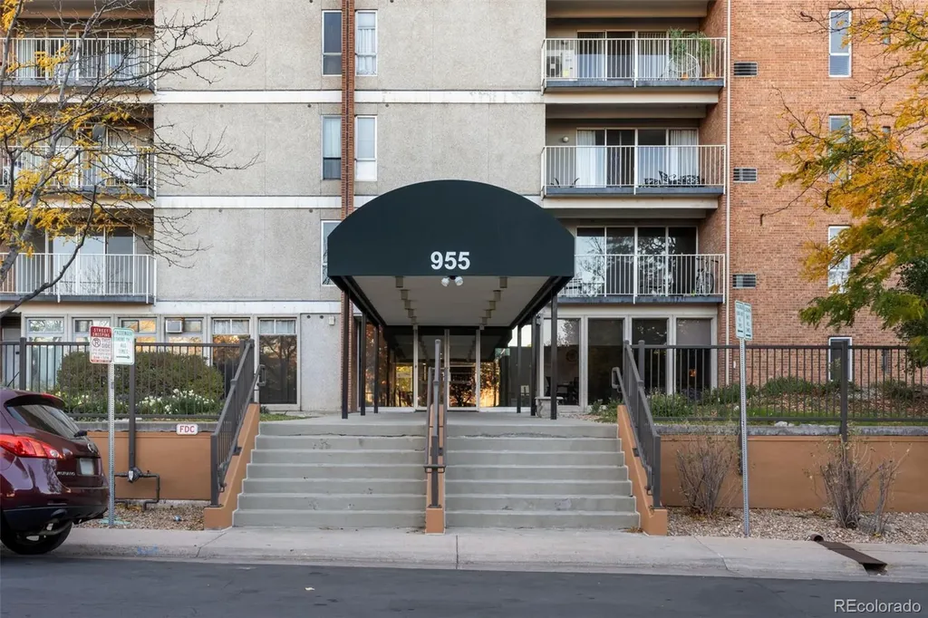 955 Eudora Street Denver CO 80220