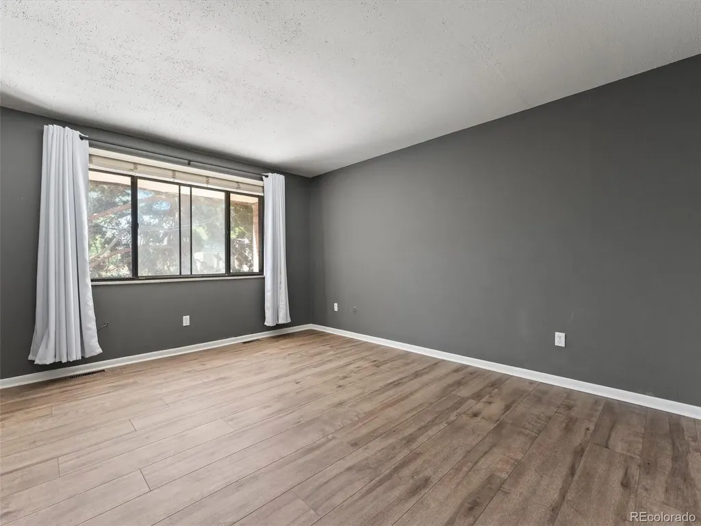 7995 E Mississippi Avenue Denver CO 80247