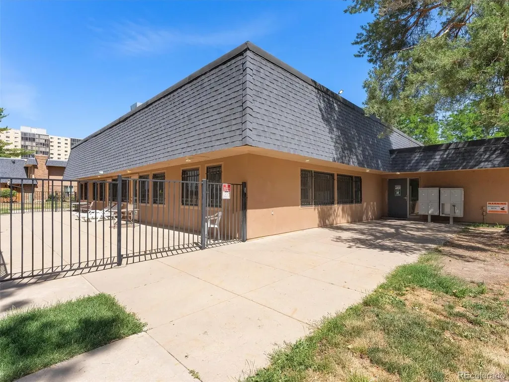 7995 E Mississippi Avenue Denver CO 80247