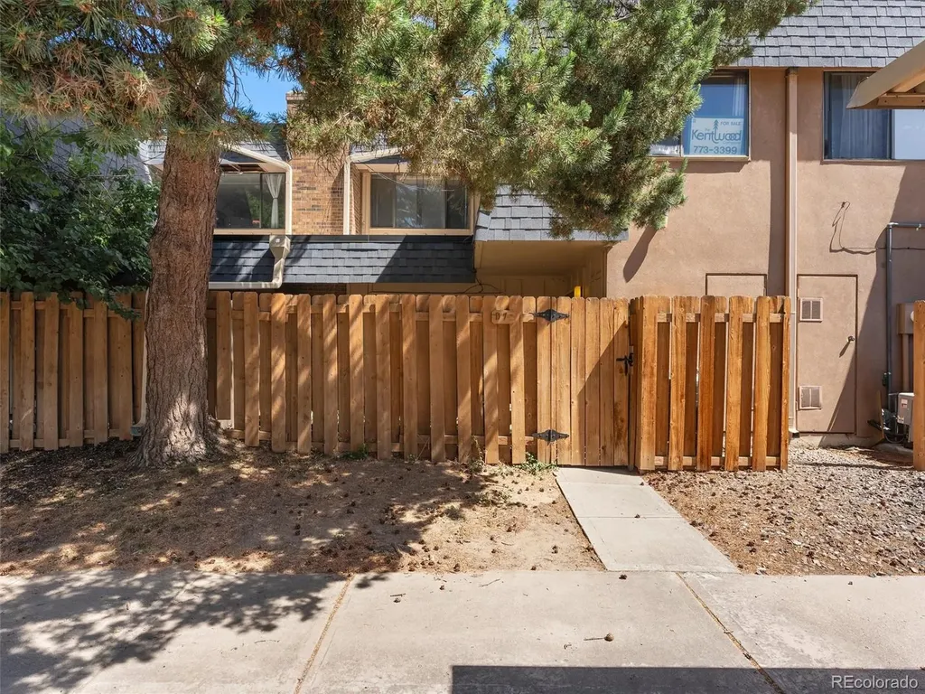 7995 E Mississippi Avenue Denver CO 80247