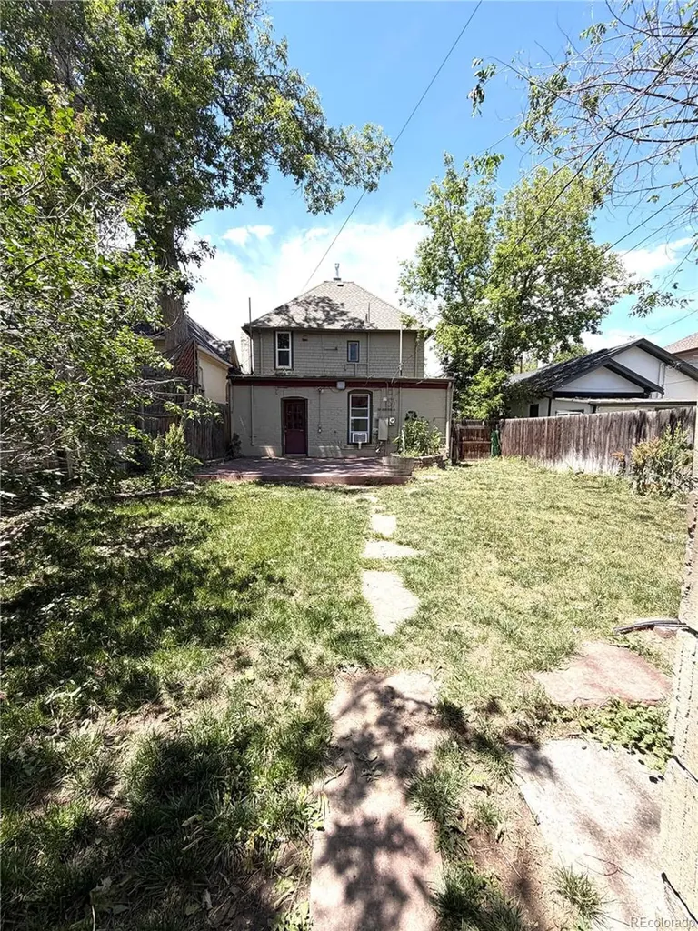 2136 N Lafayette Street Denver CO 80205