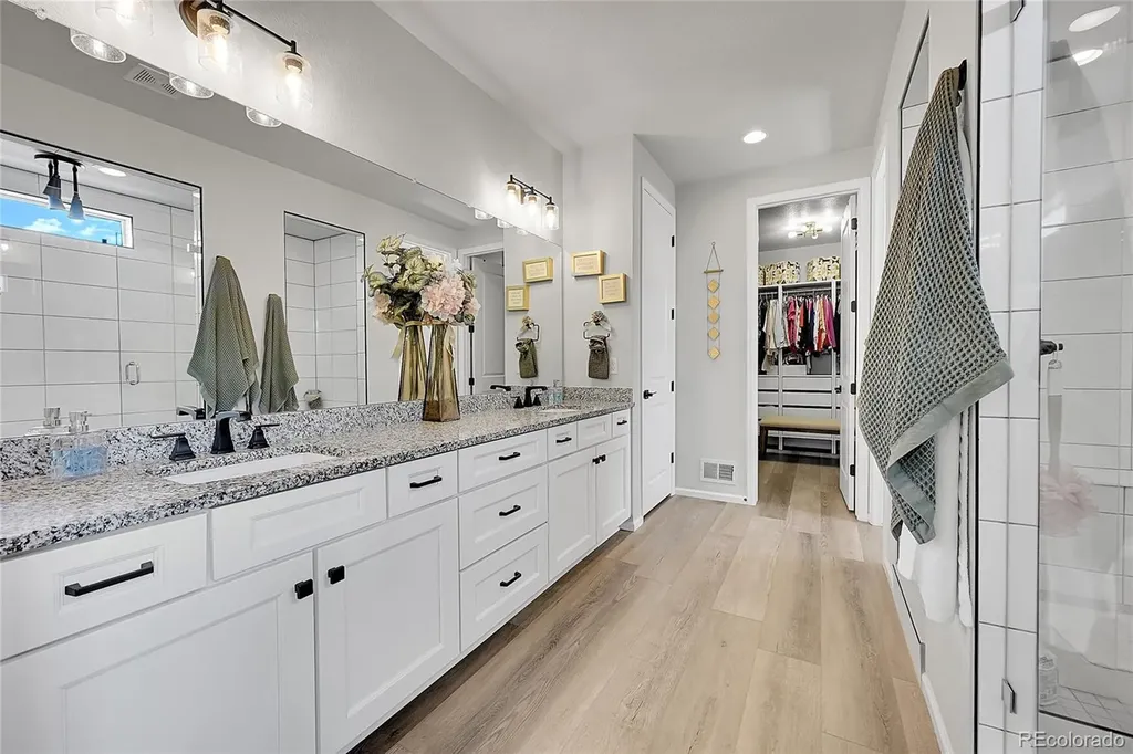 3891 Eaton Park Street Aurora CO 80019
