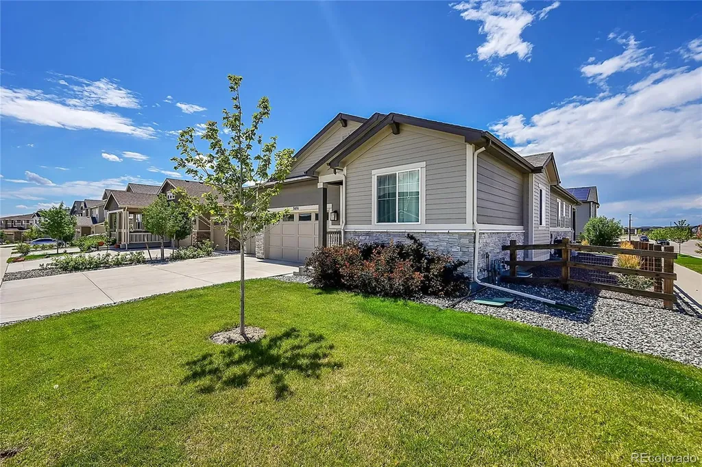 3891 Eaton Park Street Aurora CO 80019