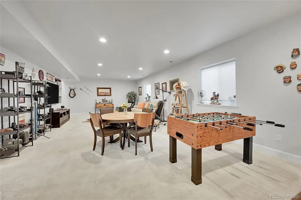 3891 Eaton Park Street Aurora CO 80019