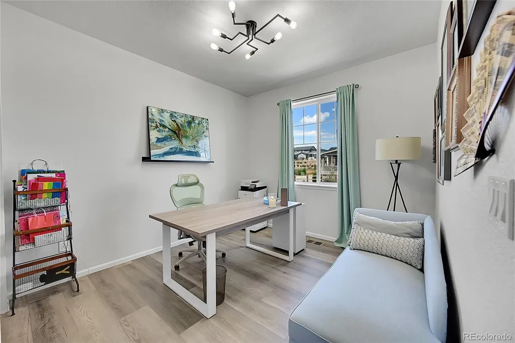 3891 Eaton Park Street Aurora CO 80019