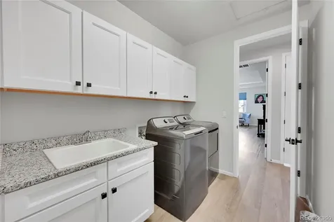 3891 Eaton Park Street Aurora CO 80019