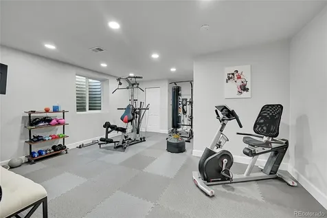 3891 Eaton Park Street Aurora CO 80019