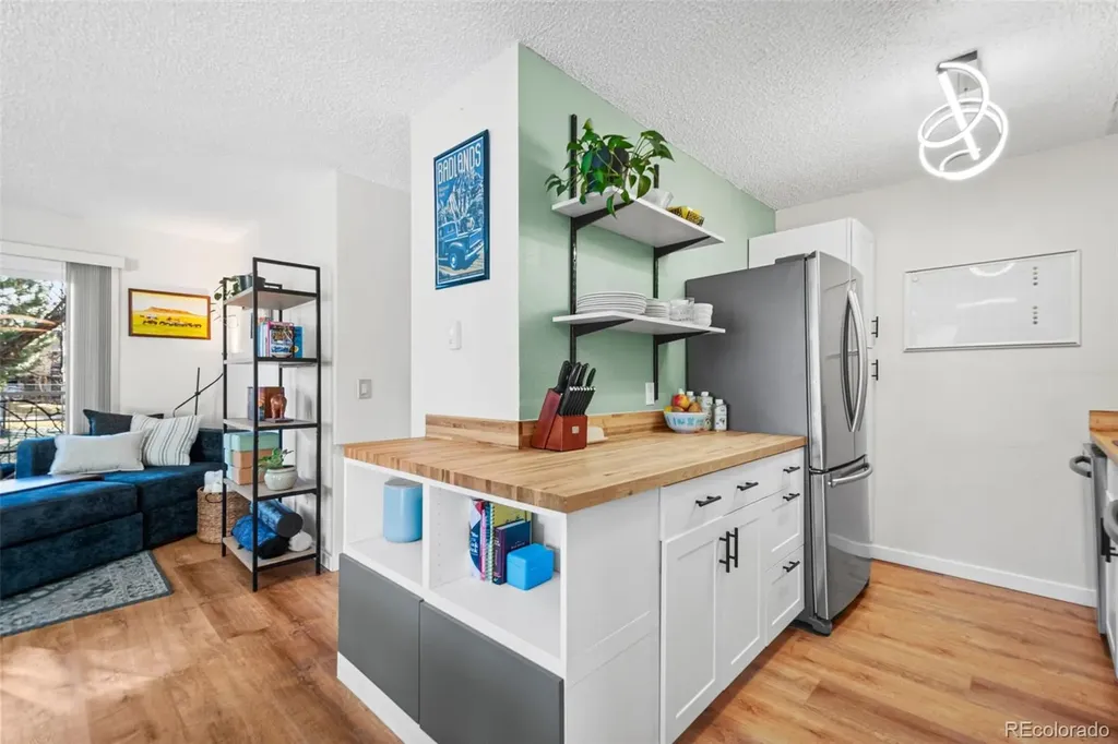 2225 S Jasmine Street Denver CO 80222